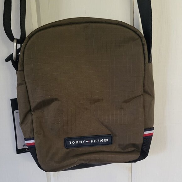 Tommy Hilfiger Nylon Reporter CrossbodyTravel Bag - Picture 1 of 10